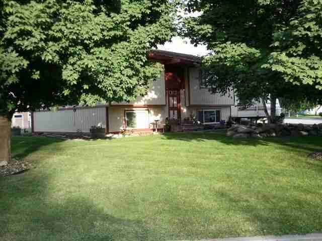 photo 1 of 5008 N Merrie Rd Newman Lake, WA 99025