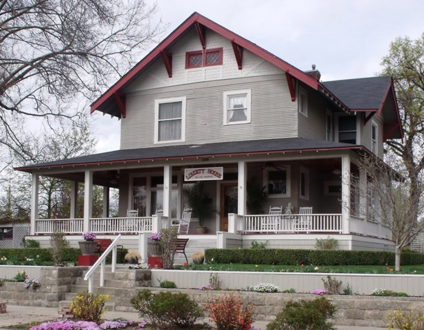 photo 1 of 308 West Liberty St., Weiser, ID  83672
