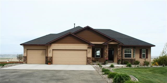photo 1 of 5822 Whispering Hills Dr, Marsing, ID 83639