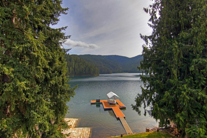 photo 1 of 662 Bead Lake Dr, Newport, WA 99156