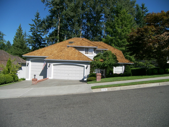 photo 1 of 1711 28th St SE, Puyallup, WA 98372