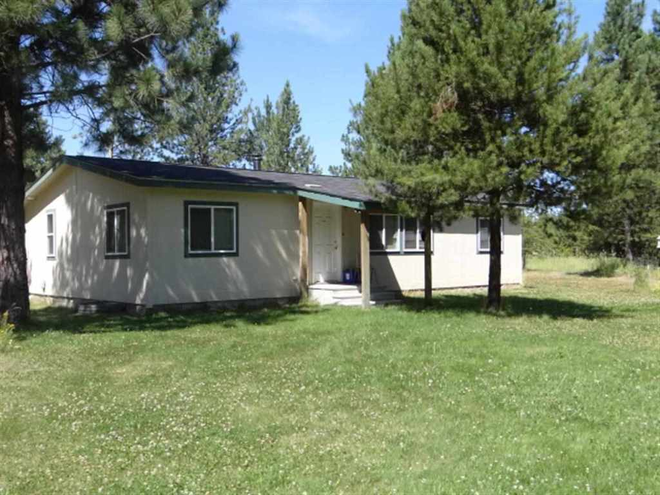 photo 1 of 5006 E Oregon Rd, Elk WA 99009