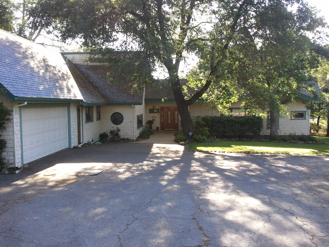photo 1 of 4206 Thunderbird Ln, Rescue, CA 95672
