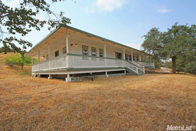 photo 1 of 5566 Megan Ln, Burson, CA 95225