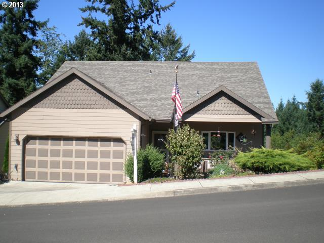 photo 1 of 719 SE Forest Glen Rd, Estacada, OR 97023