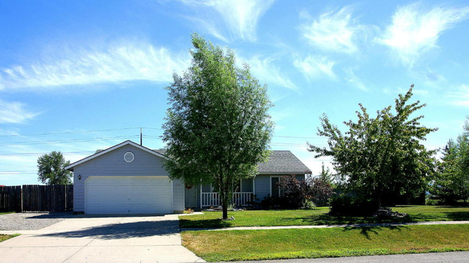 photo 1 of 1254 W Starling Ave, Hayden, ID 83835