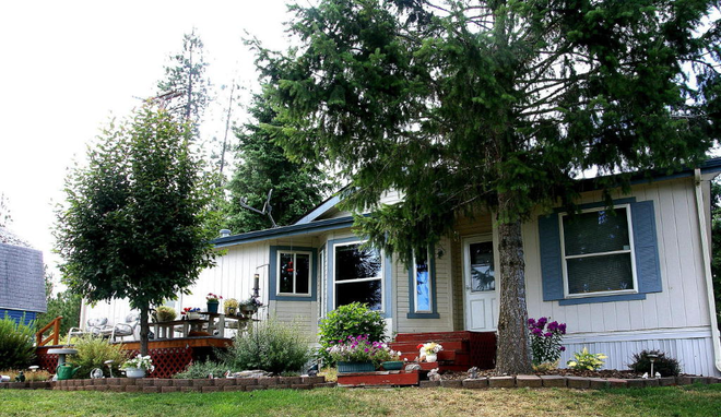 photo 1 of 27797 N Hayloft Rd, Athol, ID 83801