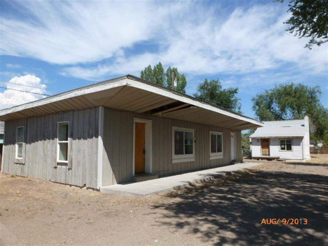 photo 1 of 1075 N 13th E, Mountain Home, ID 83647