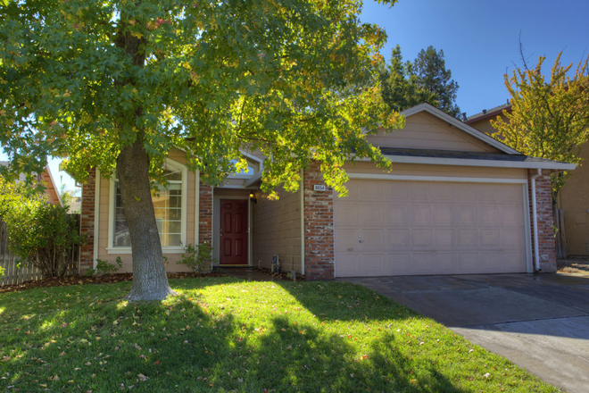 photo 1 of 8654 Palmerson Dr Antelope CA 95843