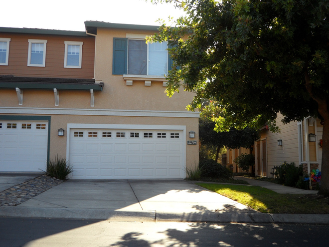 photo 1 of 22769 Canyon Terrace Dr # 4, Castro Valley CA 94552