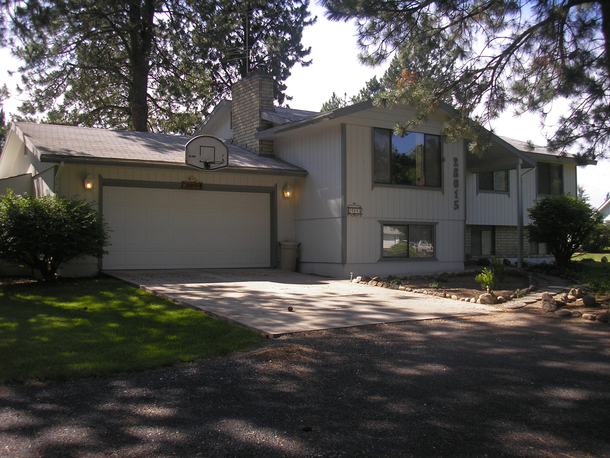 photo 1 of 28015 N. Cottonwood Rd. Chattaroy, Wa 99003