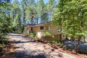photo 1 of 11566 Forest View Dr, Nevada City, CA 95959