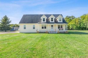 photo 1 of 11398 Heidi Jane Ln, Fowlerville, MI 48836