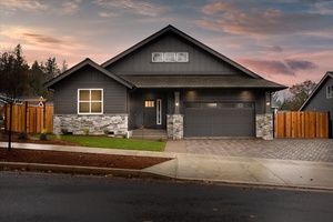 photo 1 of 1433 Boone Rd SE, Salem, OR 97306