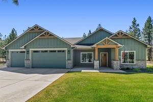 photo 1 of 211 W Findley Rd, Deer Park, WA 99006