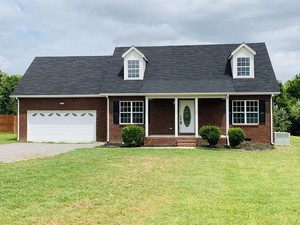 photo 1 of 1158 Bell Buckle Wartrace Rd, Wartrace, TN 37183