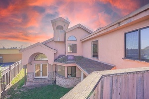 photo 1 of 101 West Ave, Santa Cruz, CA 95060