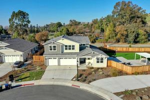 photo 1 of 1917 Myrtle Ct, Concord, CA 94521