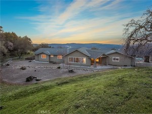 photo 1 of 47285 Prospector Pl, Coarsegold, CA 93614