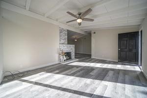 photo 1 of 640 Walnut Ln, Hollister, CA 95023
