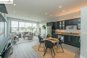 photo 1 of 1001 46th St #220, Emeryville, CA 94608