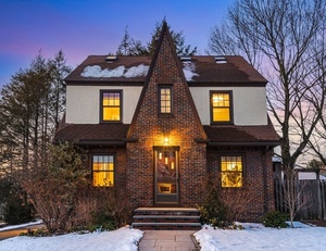 photo 1 of 5 Albert Ave, Belmont, MA 02478