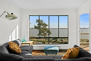 photo 1 of 2 Anchor Dr., #F495 Emeryville, CA 94608
