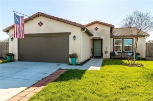 photo 1 of 447 E Dove Ave, Visalia, CA 93291
