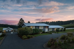 photo 1 of 15730 SW Pleasant Hill Rd, Sherwood, OR 97140