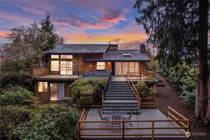 photo 1 of 3214 Deer Island Dr E, Lake Tapps, WA 98391