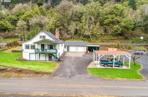 photo 1 of 245 Main St, Scottsburg, OR 97473
