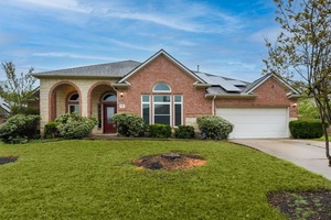 photo 1 of 2204 Chincho Dr, Pflugerville, TX 78660