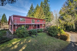 photo 1 of 45232 SE Paha Loop Dr, Sandy, OR 97055