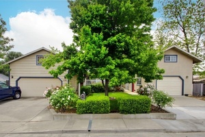 photo 1 of 5745 Mariposa Ave, Citrus Heights, CA 95610