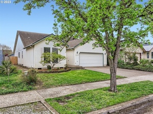 photo 1 of 3229 N Center St, Newberg, OR 97132