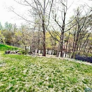 photo 1 of 124 W Lions Head Dr, Wayne, NJ 07470