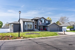photo 1 of 5626 E Dickinson Ln, Colbert, WA 99005