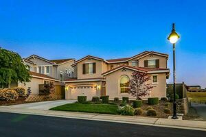 photo 1 of 2716 Hidden Trail Loop, Rocklin, CA 95765