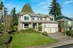photo 1 of 23725 SW Brittany Ln, Sherwood, OR 97140