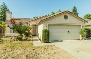 photo 1 of 2314 W Vine Ave, Visalia, CA 93291