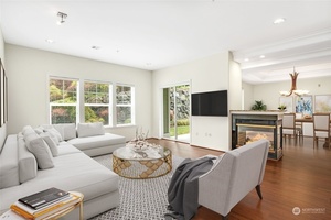 photo 1 of 4406 Providence Point Pl SE #101, Issaquah, WA 98029