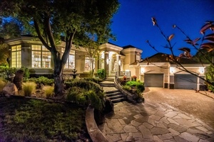 photo 1 of 8451 Goldenrod Cir, Gilroy, CA 95020