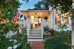 photo 1 of 939 Lincoln St, Placerville, CA 95667