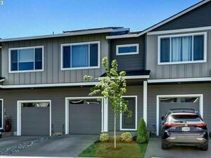 photo 1 of 813 S 25th Ave, Cornelius, OR 97113