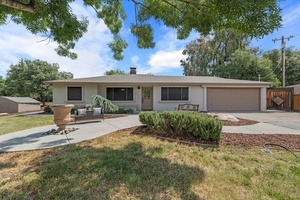 photo 1 of 7351 Horseshoe Bar Rd, Loomis, CA 95650
