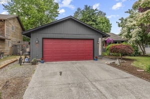 photo 1 of 221 Larch St, Woodland, WA 98674