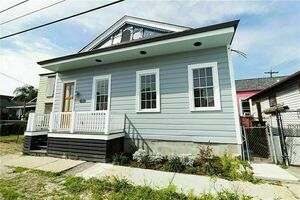 photo 1 of 1832 Governor Nicholls St, New Orleans, LA 70116