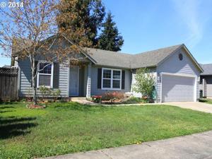 photo 1 of 1016 Ash Grove Loop, Creswell, OR 97426