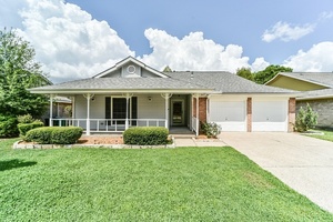 photo 1 of 4306 Glen Avon, Pasadena, TX 77505