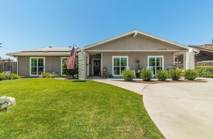 photo 1 of 13849 S Hughes Ave, Caruthers, CA 93609